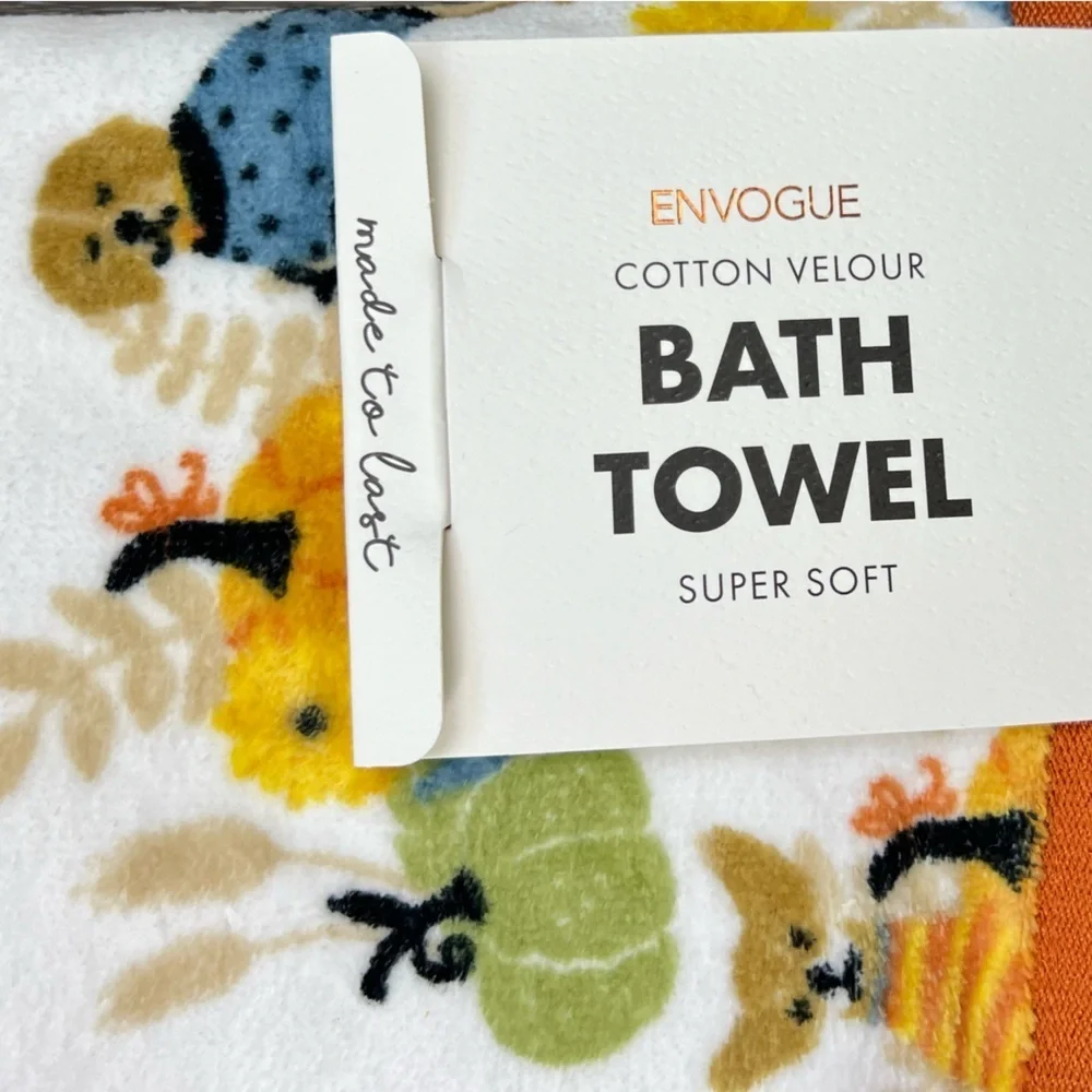 Envogue - ‘Pumpkins & Dogs’ bath towel set. NWT Last One! Firm!